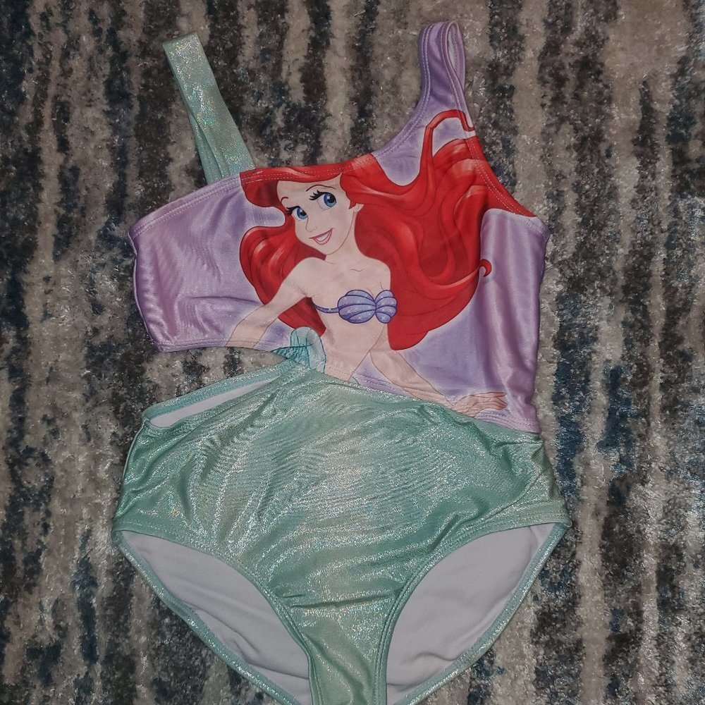 Little Mermaid Girls Ariel Cut Out One Piece Swimsuit || 10/12 - Picture 3 of 8